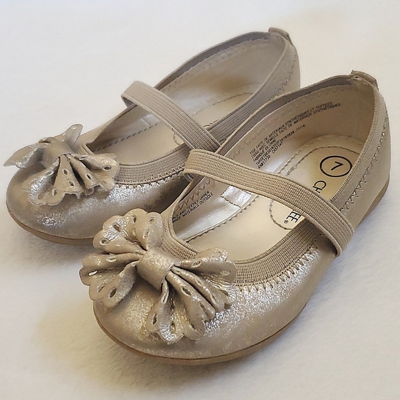 Cherokee Champagne Metallic Baby Toddler Girls Size 7 Shoes - Picture 4 of 10